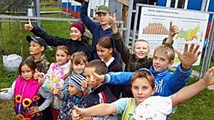 Зеленые роботы а Солнечной энергии