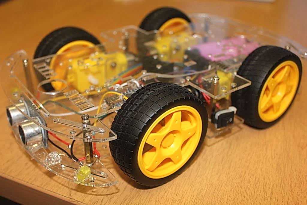 Робот на Ардуино