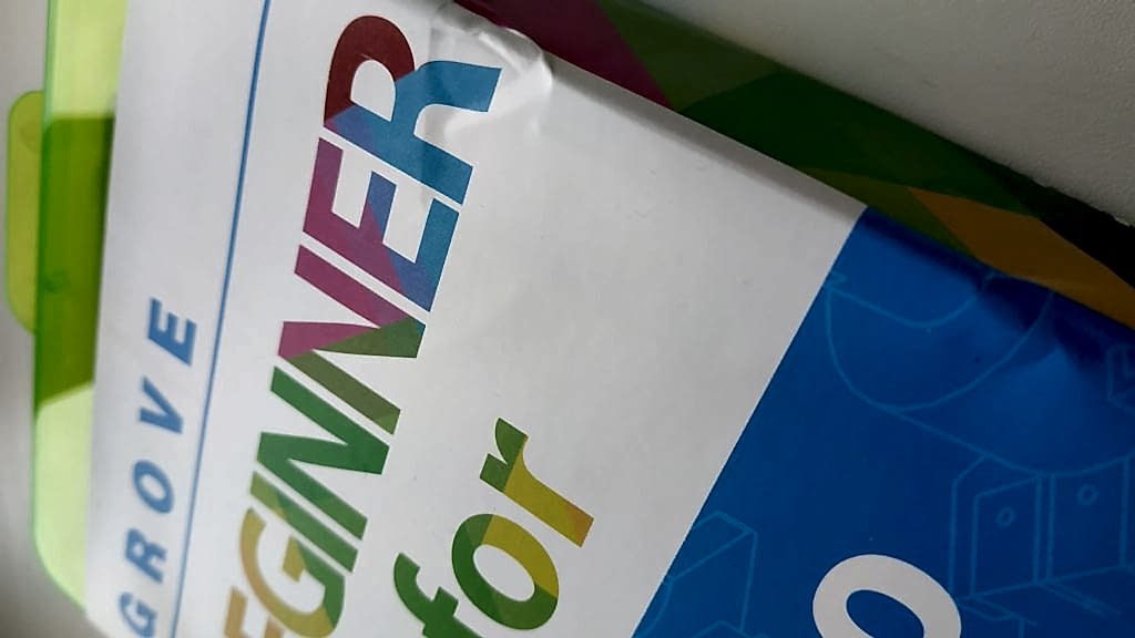 Конструктор для начинающих Seeed Grove Beginner Kit